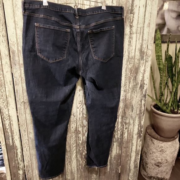 Old Navy Curvy Profile Jeans Size 20 - Picture 2 of 5